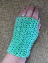 Everyday Fingerless Gloves in Crochet Pattern