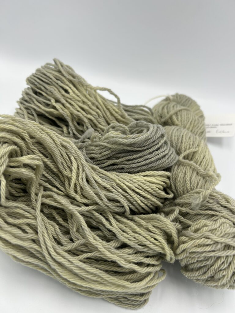 corriedale worsted lichen product photo
