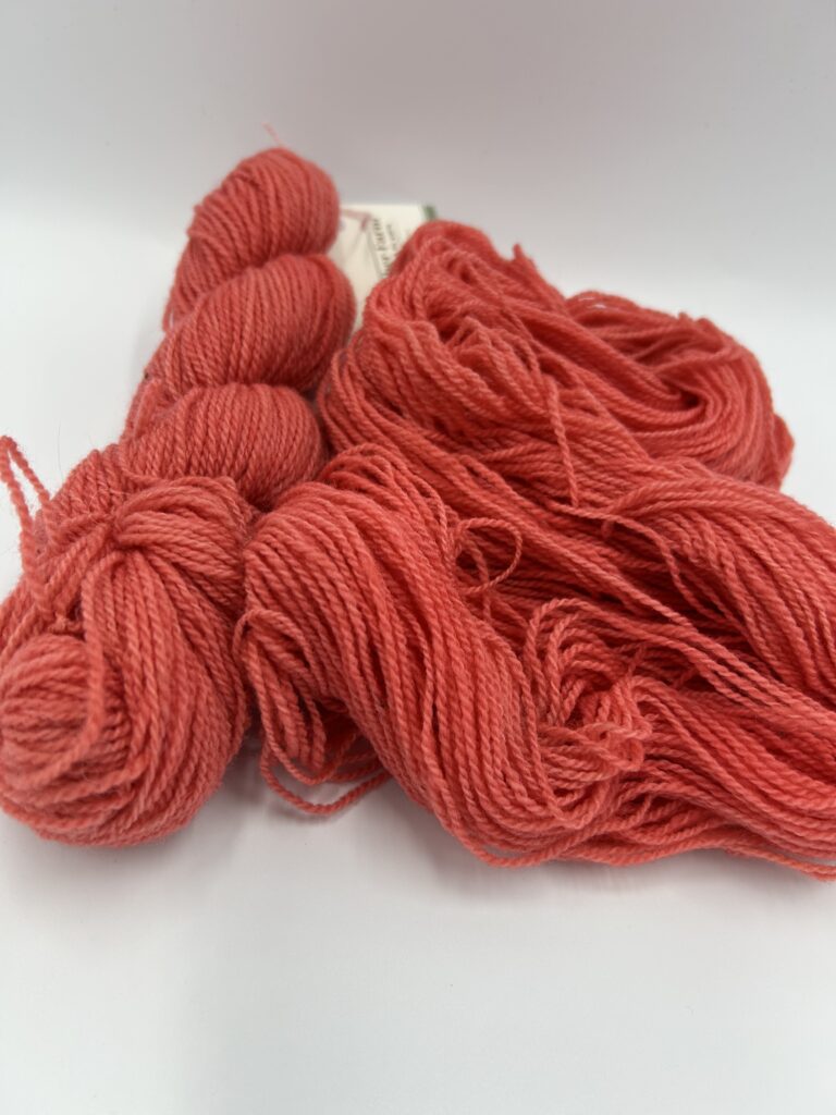 fingering yarn PFO product photo